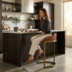 Bakersfield Bar Stool with metal legs - Image 3