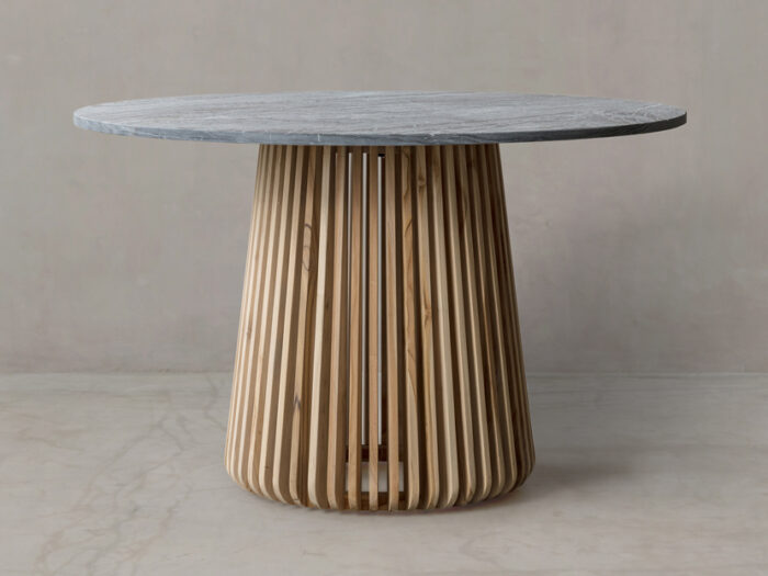 PRITI Round Dining Table