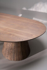 PRITI Ribbed Dining Table