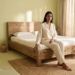 PRITI Bed Made of Hand-carved Solid Wood - Image 2