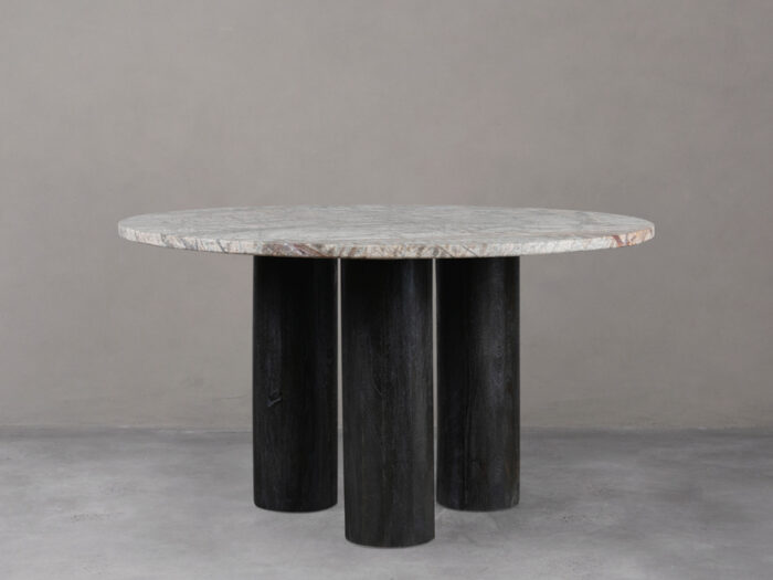 PRITI Dining Table