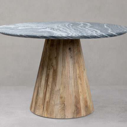 PRITI Dining Table