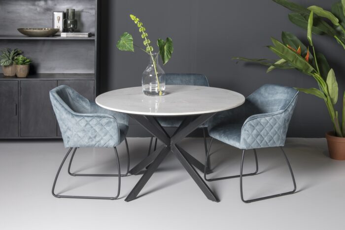 PRITI Dining Table