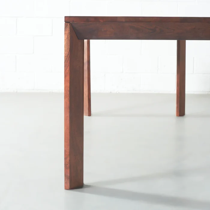 PRITI Dining Table