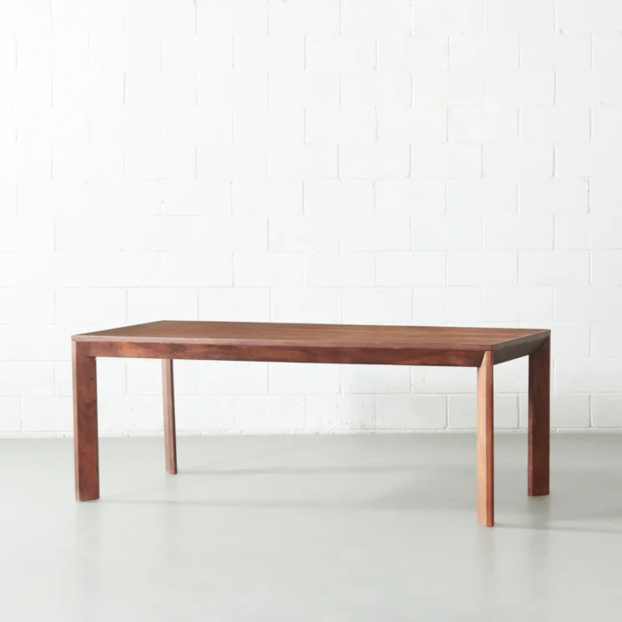 PRITI Dining Table