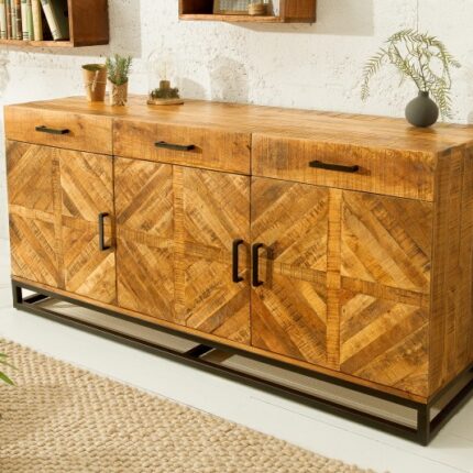 PRITI Sideboard