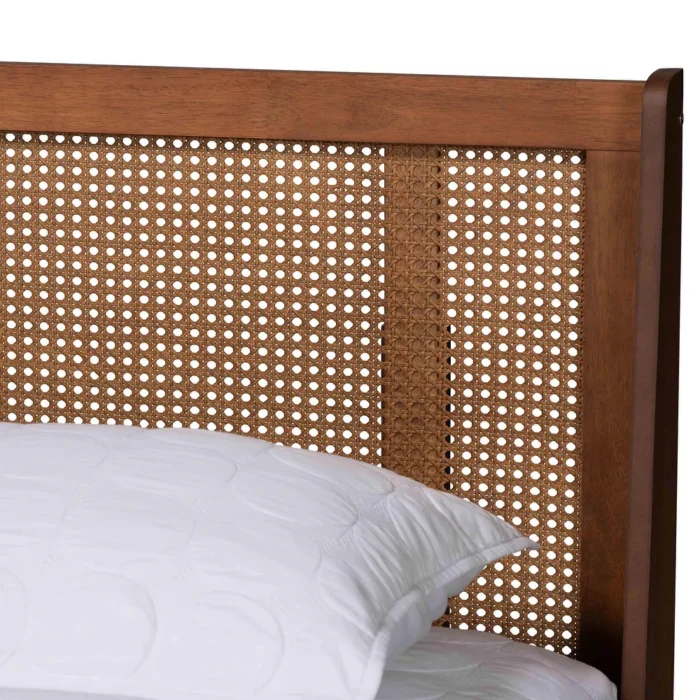 PRITI Mid-Century Modern Platform Bed