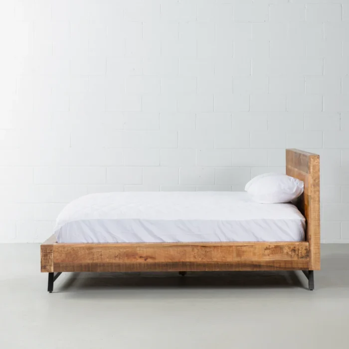 PRITI Wood Bed