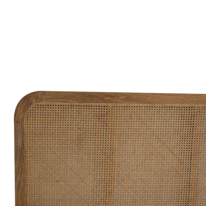 PRITI Rattan Bed