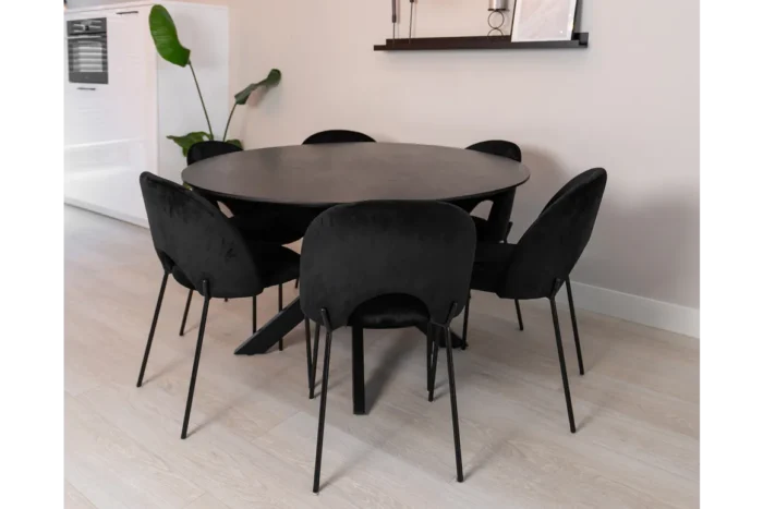 PRITI Dining Table