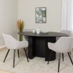 Table à manger ovale PRITI avec pied central en bois noir