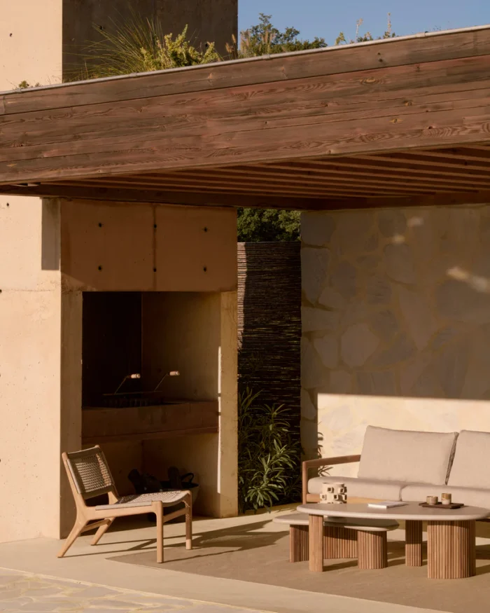 PRITI Boomerang Outdoor Coffee Table