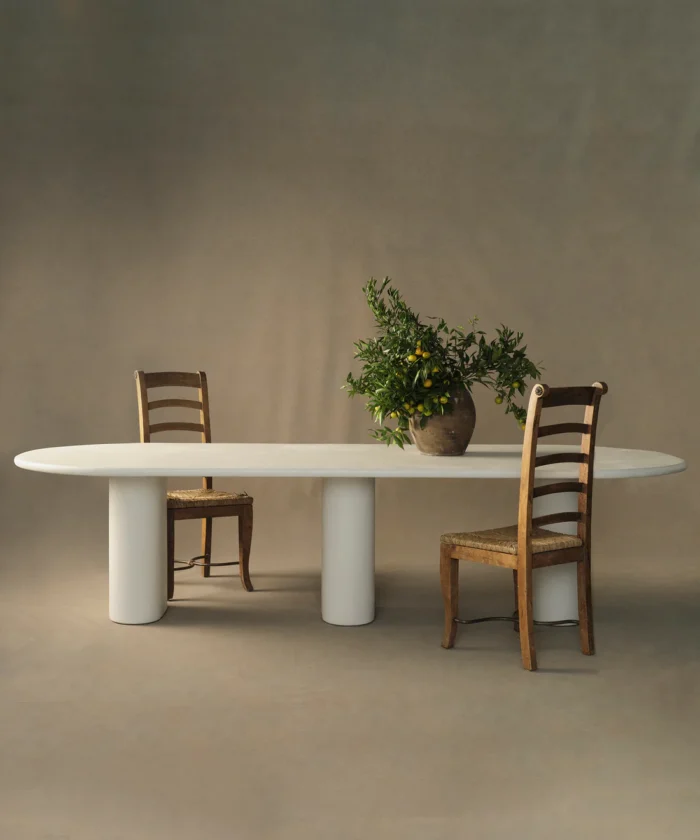 PRITI Frank Oval Dining Table