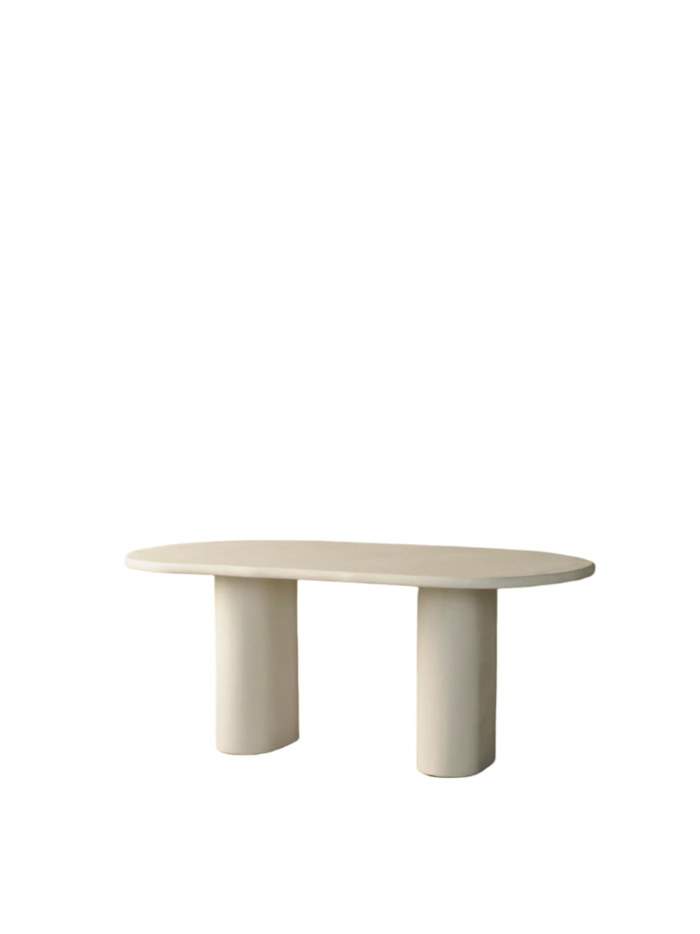 PRITI Frank Oval Dining Table