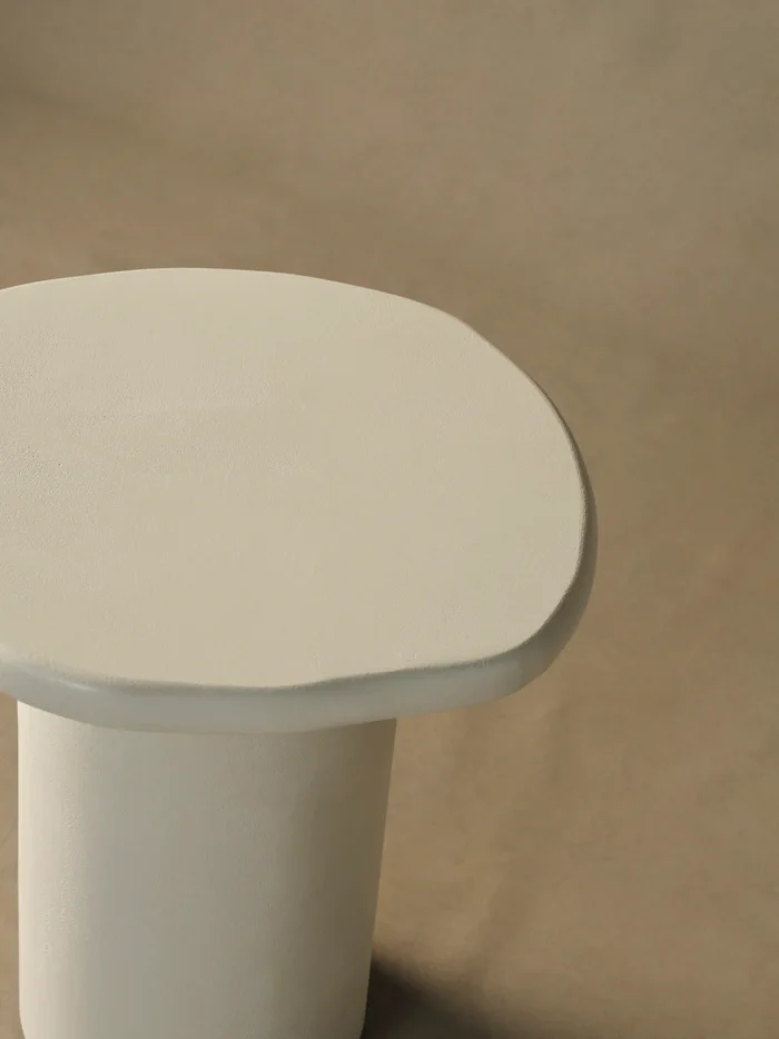 PRITI Giro Side Table