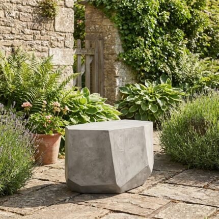 Exclusive Kristal Concrete Geometric Table – Priti