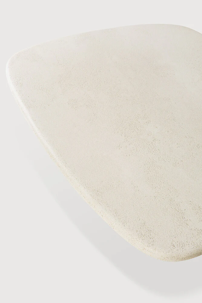 PRITI Peeble Coffee Table