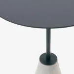 PRITI Round bistro table in white painted steel with concrete base