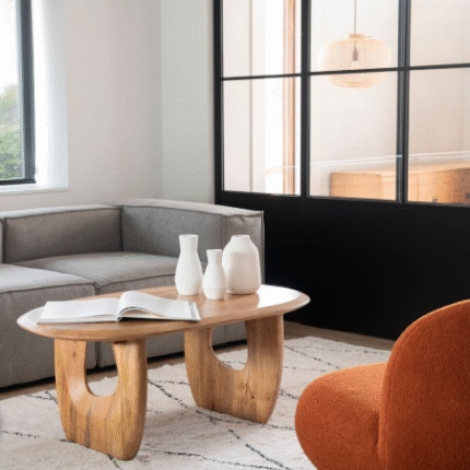 Mesa de centro ovalada de madera