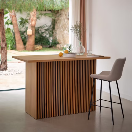 Îlot central de cuisine en acacia