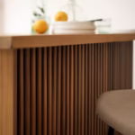 Îlot central de cuisine en acacia Diane - Image 9