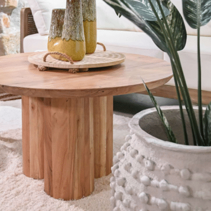 Mesa de comedor redonda de madera