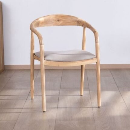 Chaise en acacia massif et