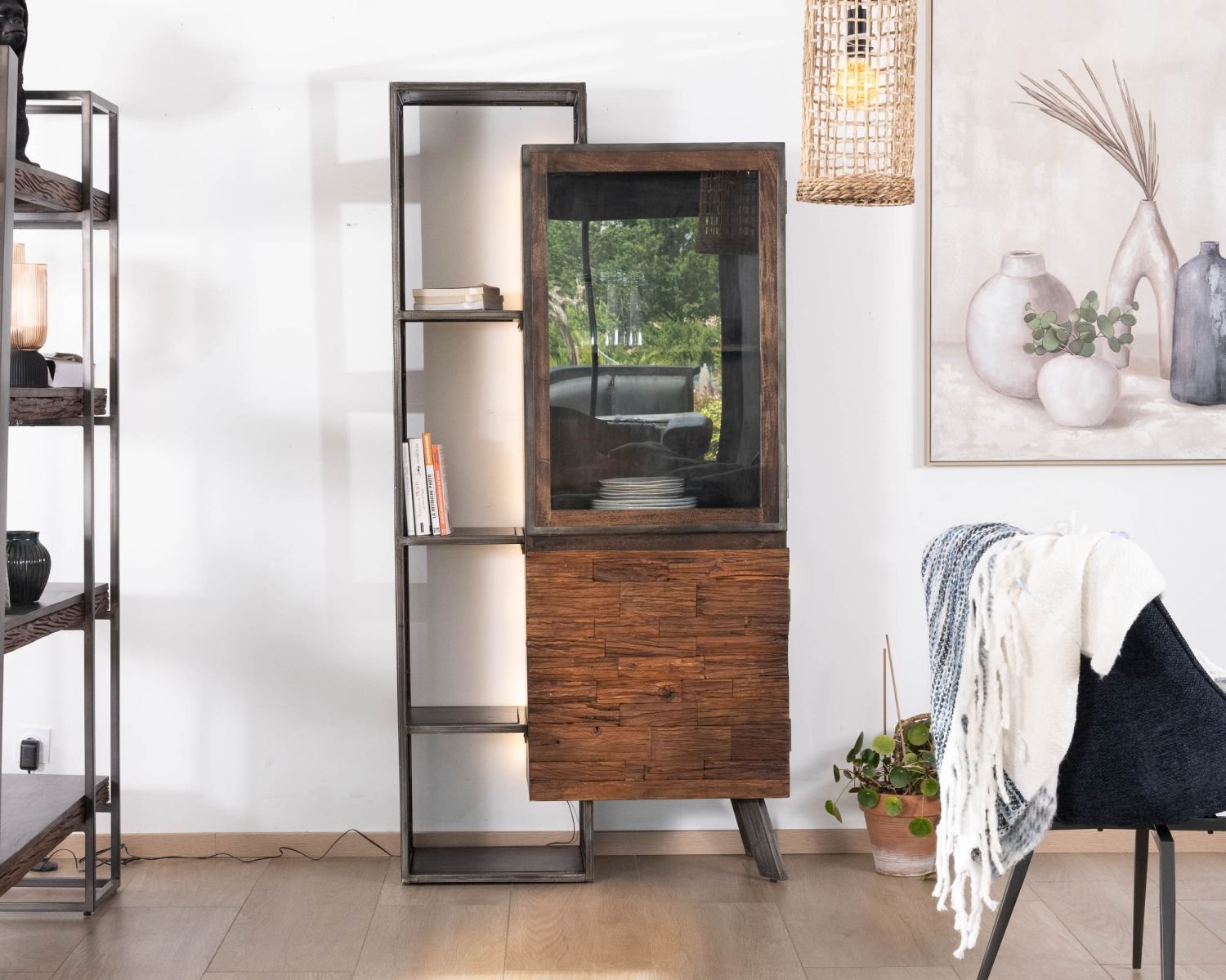 Buffet Vitrine end Boi's acacia Buffet Vitrine end Boi's acacia