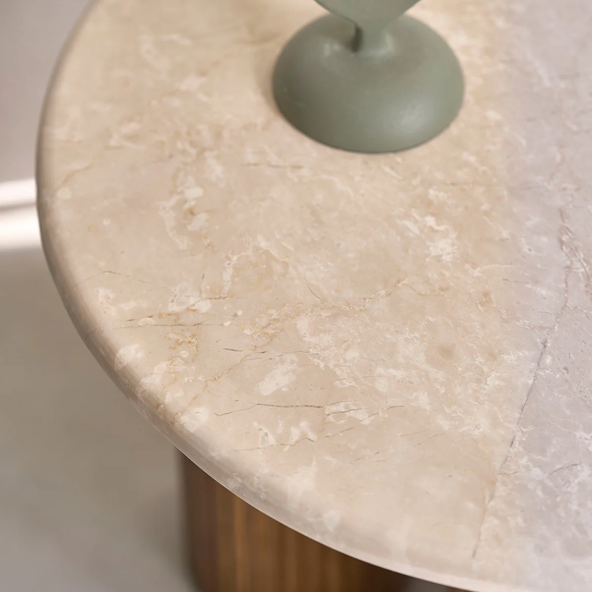 table ronde en bois de manguier - Image 3