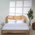 Béryl Rattan Mango Wood Bed