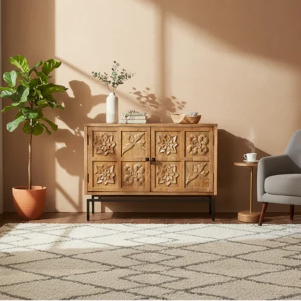 deux portes sculptées à la main